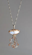 Load image into Gallery viewer, Jellyfish - Necklace