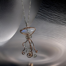 Load image into Gallery viewer, Jellyfish - Necklace