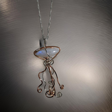 Load image into Gallery viewer, Jellyfish - Necklace