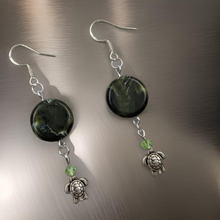 Load image into Gallery viewer, Turtle - Earrings