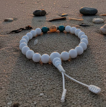 Load image into Gallery viewer, Asha Flow - Seashell - Bracelet