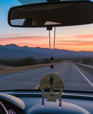 The Road Oracle - Skull - Rear view mirror