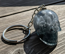 Load image into Gallery viewer, Memento Mori - Resin Skull - Keychain