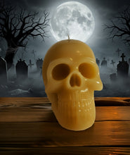 Load image into Gallery viewer, Lumen Aeterna- Skull Candle
