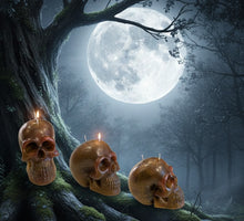 Load image into Gallery viewer, Iconoclast Casting - Skull - Candle