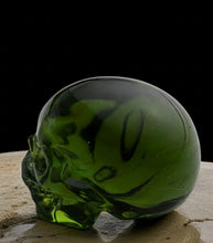 Load image into Gallery viewer, The Emerald Whisper Skull - Green Obsidian - Talisman of self-Sovereignty