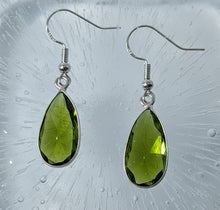 Load image into Gallery viewer, Volcano&#39;s Emerald- Peridot - Earrings
