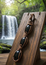 Load image into Gallery viewer, Shadow weaver - Copper -  Onyx - Necklace