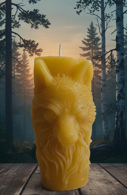 The Wildwood Wanderer - Wolf - Candle