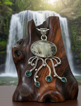 Load image into Gallery viewer, Jellyfish - Pendant - Heart of the Quiet Tide