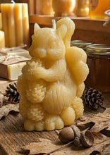 Load image into Gallery viewer, The Woodland Gatherer - Squirrel - Candle