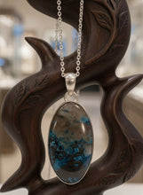 Load image into Gallery viewer, The Oracle’s Truth - Necklace