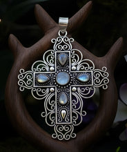 Load image into Gallery viewer, The Moonlight Filigree - Pendant