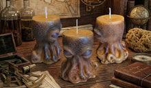 Load image into Gallery viewer, The Silent Echo of the Sea - Octopus - Candle