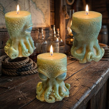Load image into Gallery viewer, The Deep Seeker - Octopus - Candle