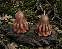 Load image into Gallery viewer, The Baby Sea Inker - Octopus - Candle