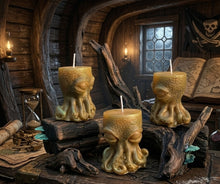 Load image into Gallery viewer, Ancient Ember - Octopus - Candle