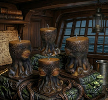 Load image into Gallery viewer, The Obsidian Mariner - Octopus - Candle