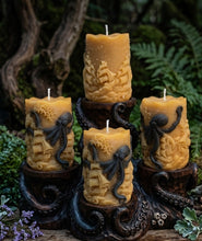 Load image into Gallery viewer, Release The Kraken - Octopus - Candle