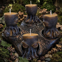 Load image into Gallery viewer, Legacy of the Deep - Octopus - Candle