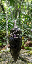 Load image into Gallery viewer, Sorrow's Embrace - Arrowhead - Apache Tear - Necklace