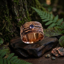 Load image into Gallery viewer, Amethyst Echoes in Copper - Spinner Ring