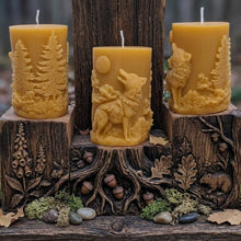Load image into Gallery viewer, Full Moon Wolf Echoes - Wolf - Candle