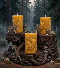 Load image into Gallery viewer, Full Moon Wolf Echoes - Wolf - Candle