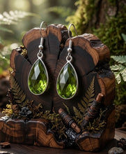 Load image into Gallery viewer, Verdant Teardrop - Peridot - Earrings