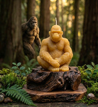 Load image into Gallery viewer, Island Legend - Bigfoot - Candle