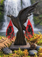 Load image into Gallery viewer, Aura of transformation - Raven - Earrings