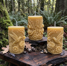 Load image into Gallery viewer, The Woodland Botanical - Hummingbird - Candle
