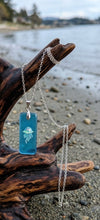 Load image into Gallery viewer, Ocean’s Whisper - Jellyfish - Sea glass - Necklace