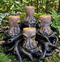 Load image into Gallery viewer, Kraken's Keep - Octopus - Candle