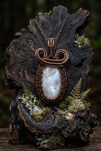 Load image into Gallery viewer, Goddess Aura - Moonstone - Necklace