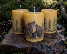 Load image into Gallery viewer, Echoes of the Wild - Wolf - Candle
