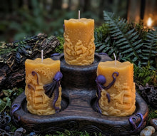 Load image into Gallery viewer, The Voyager’s Shadow - Octopus - Candle