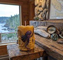 Load image into Gallery viewer, The Voyager’s Shadow - Octopus - Candle