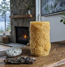 Load image into Gallery viewer, Nectar of Joy Pillar - Hummingbird - Candle