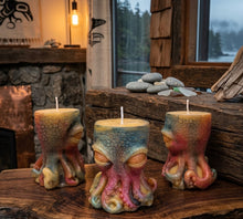 Load image into Gallery viewer, The Cephalo Beacon - Octopus - Candle