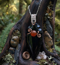 Load image into Gallery viewer, Heart of Courage Arrowhead - Carnelian - Necklace