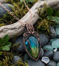 Load image into Gallery viewer, Coastline Spell - Necklace - Bicolor Tourmaline