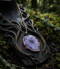 Load image into Gallery viewer, The Druid's Eye - Necklace - Purple Botswana Agate