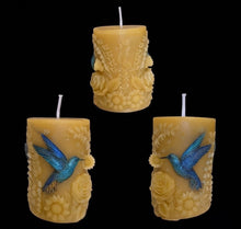 Load image into Gallery viewer, Gilded Wings &amp; Flora - Hummingbird - Candle