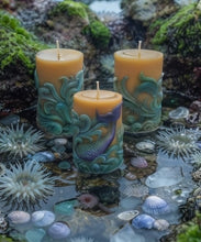 Load image into Gallery viewer, The Siren's Soul Echo - Mermaid Tale - Candle