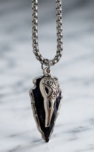 Load image into Gallery viewer, Obsidian Shadow Caw - Arrowhead