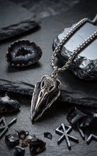 Load image into Gallery viewer, Obsidian Shadow Caw - Arrowhead