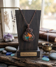 Load image into Gallery viewer, Talisman of Fire &amp; Water - Copper wrapped -Spiny oyster - Necklace