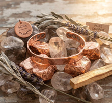 Load image into Gallery viewer, Thin Hammered Copper - Bracelet