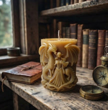 Load image into Gallery viewer, Echoes of Ancient Alliances - Dragon &amp; Elf  - Candle